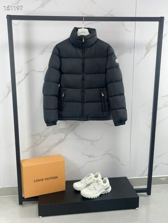 Picture of Moncler Down Jackets _SKUMonclersz1-426yr18937233
